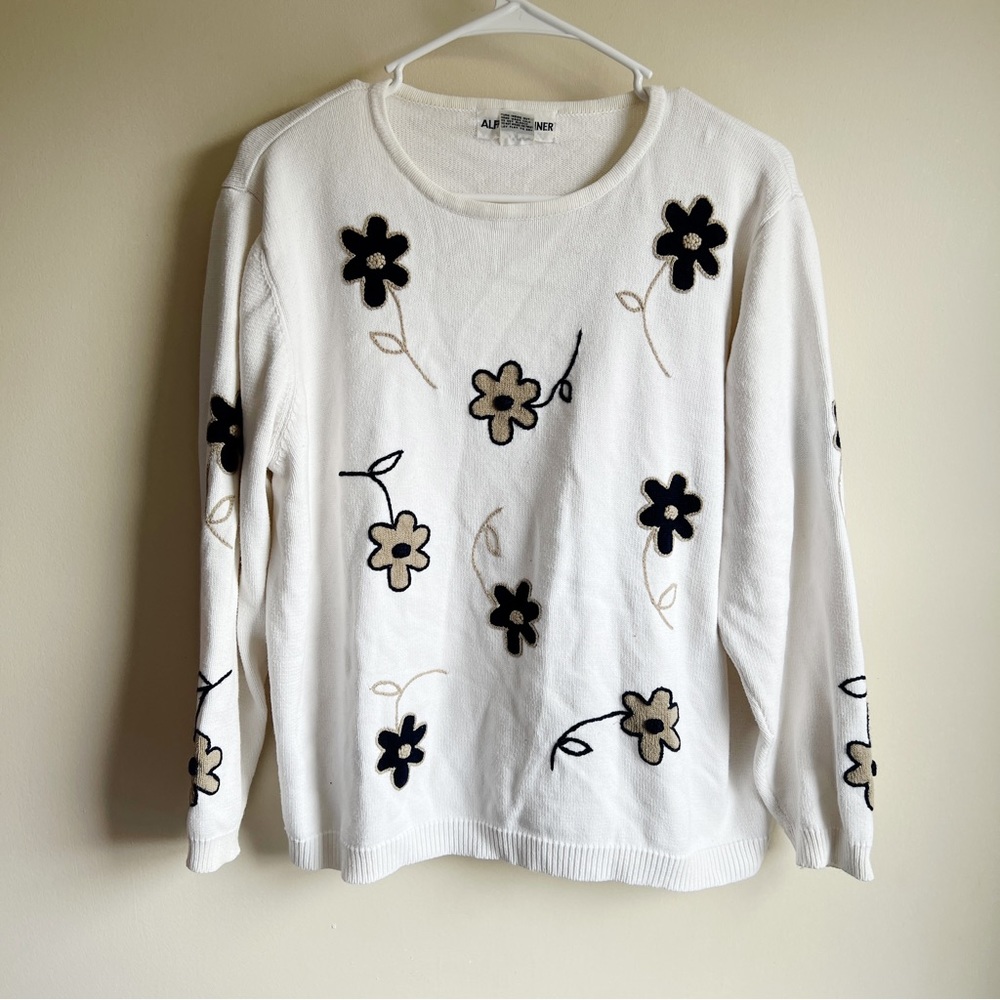 Alfred Dunner White Embroidered Floral Pullover Sweater Grandmacore